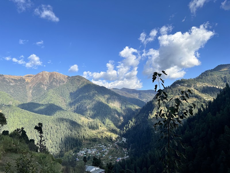 Hunting Wood Treehouse and Kathkuni cottages - Hunting Wood Treehouse and Kathkuni cottages, H9J2+6F Jibhi waterfall road end point of road, Seri, Tandi, Himachal Pradesh 175123, India