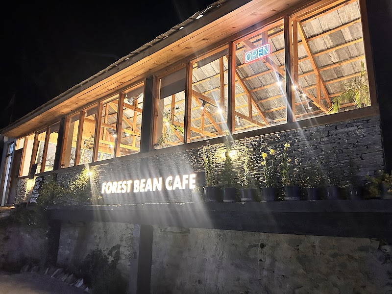 Jibhi forest bean coffeehouse & bistro - Jibhi forest bean coffeehouse & bistro Village Sar, P.O. Jibhi, Tehl, H8WX+Q8R, Banjar, Jibhi, Himachal Pradesh 175123, India