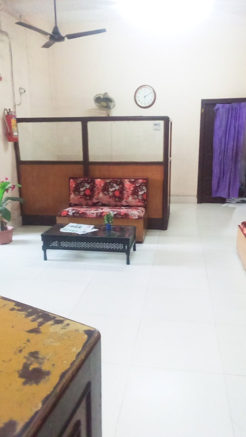 Hotel good luck - Hotel good luck, Super Speciality Hospital, Great Eastern Rd, above Central Bank Main Branch, beside Lalganga Shopping Mall, Raipur, Chhattisgarh 492001, India