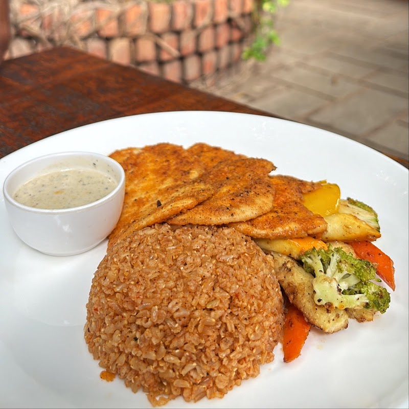 Autumn Leaf Cafe - Autumn Leaf Cafe, Plot no 823, Rd Number 41, CBI Colony, Jubilee Hills, Hyderabad, Telangana 500033, India