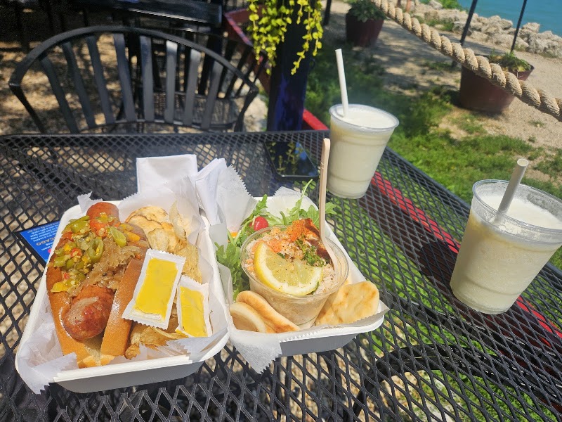 The Waterfront Cafe - The Waterfront Cafe 6219 N Sheridan Rd, Chicago, IL 60660, USA