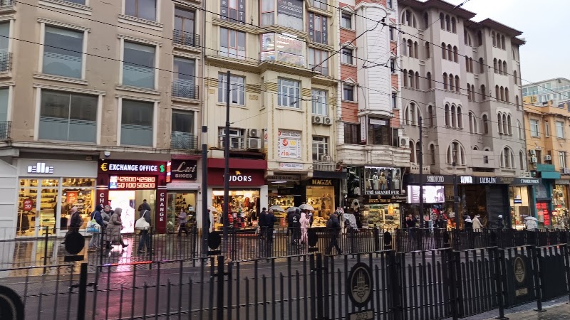 Laleli Pazarı - Laleli Pazarı, Kemal Paşa, Ordu Cd. No:40, 34134 Fatih/İstanbul, Türkiye