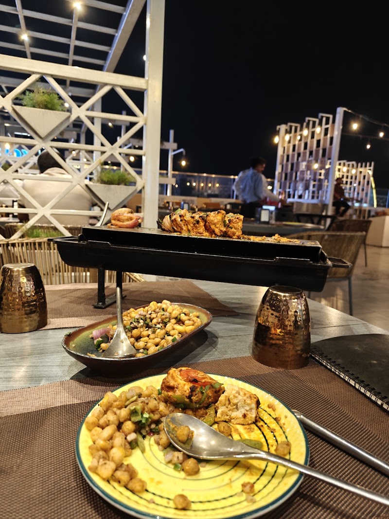 FLAME BY FIRE & SMOKE - FLAME BY FIRE & SMOKE Roof Top , Hotel Alba Premier Opp C21 Mall, AB Rd, Near Pakiza, Scheme No 54, Indore, Madhya Pradesh 452010, India