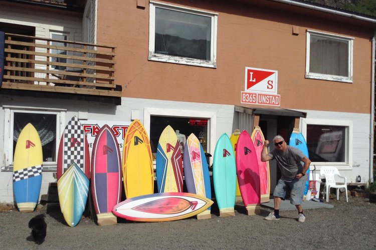 Lofoten Surfsenter - Lofoten Surfsenter Unstadsjøveien 39, 8360 Bøstad, Norway