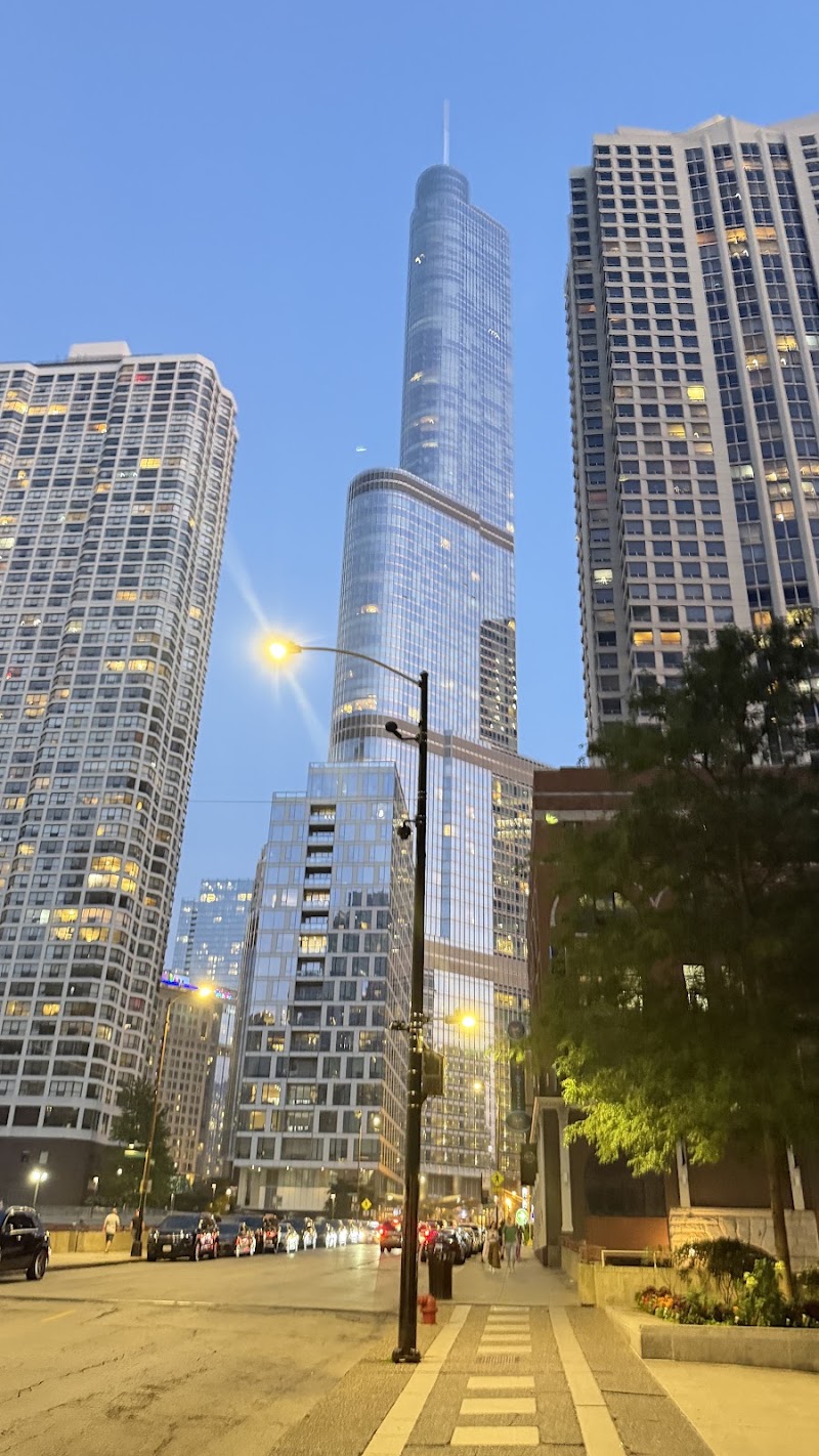 505 N State St - 505 N State St, Chicago, IL 60654, USA