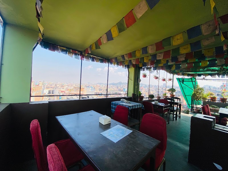 Three Peaks Inn - Three Peaks Inn Siddhi Ganesthan, Nasanh Dyah Marg, Kathmandu 44600, Nepal