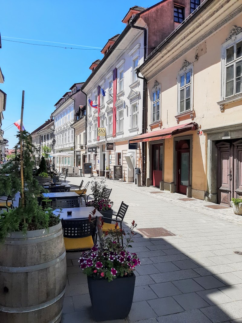 Zavod za turizem Kranj - Zavod za turizem Kranj Glavni trg 2, 4000 Kranj, Slovenia