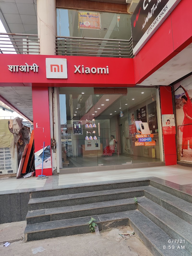 MI STORE - MI STORE, V9WW+46H, Gauri Shankar Mandir Rd, Raigarh, Chhattisgarh 496001, India