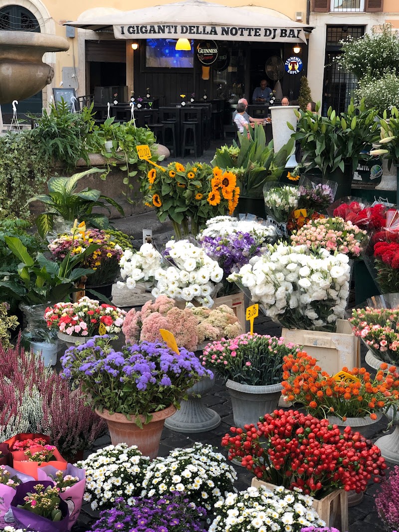 Campo de' Fiori - Campo de' Fiori Campo de' Fiori, 00186 Roma RM, Italy