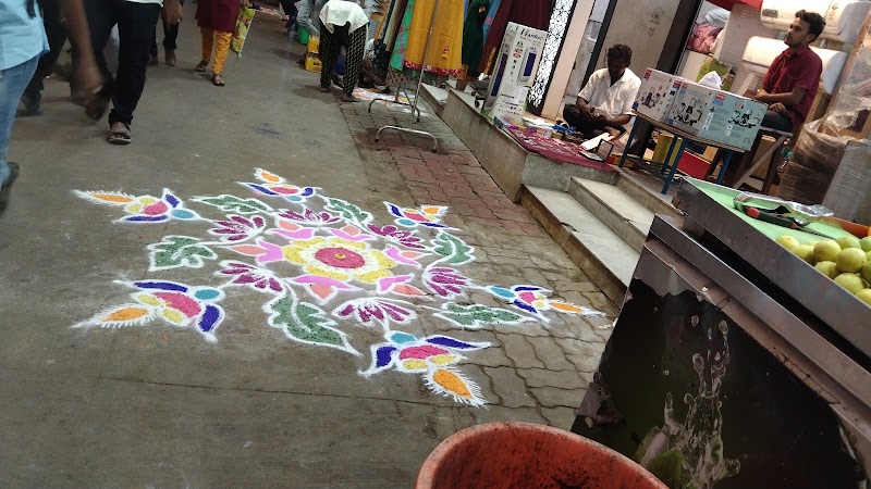 Shopping Street - Shopping Street 25, Ranganathan St, Near Mambalam, Railway Station, Postal Colony, T. Nagar, Chennai, Tamil Nadu 600017, India