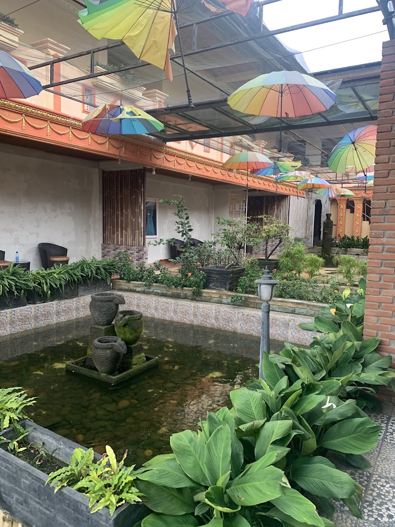 OYO Life 113500 Hotel R Cantika Syariah - OYO Life 113500 Hotel R Cantika Syariah, Lingkungan Mensawang, W8J2+R4X, Jl. Lintas Sumatera No.KM 3, Dusun Bangko, Kec. Bangko, Kabupaten Merangin, Jambi 37311, Indonesia