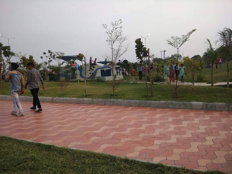 Riverfront Garden - Riverfront Garden 6H6R+FVQ, Raipur, Chhattisgarh 490042, India