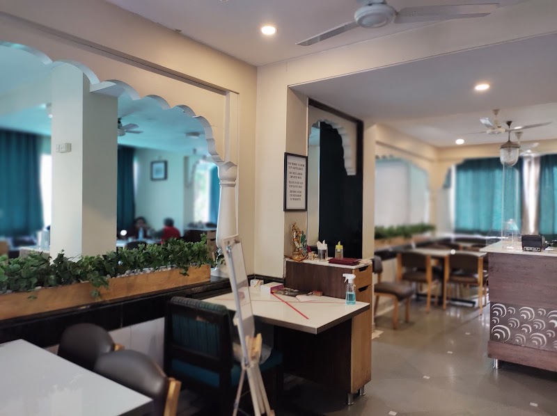 Krishna Dining - Krishna Dining Law College Rd, Shanti Sheela Society, Erandwane, Pune, Maharashtra 411038, India