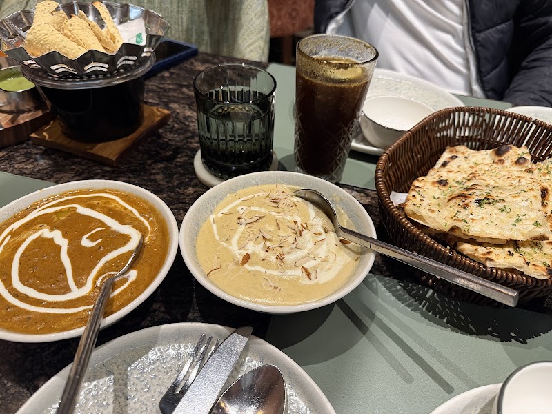 IFC Moti Mahal - IFC Moti Mahal Cafe-02, Ground Floor, M3M International Financial Centre, Golf Course Ext Rd, Badshahpur, Sector 66, Gurugram, Haryana 122101, India