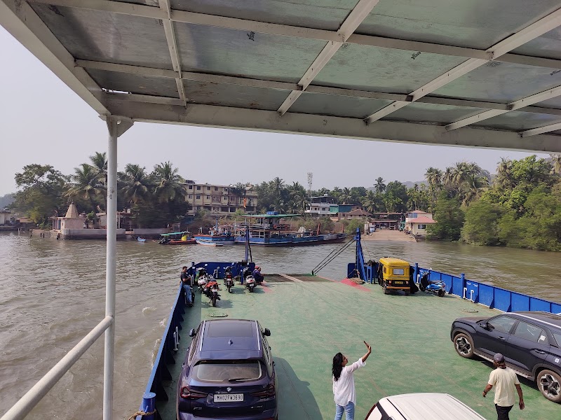 Dhabhol Jetty - Dhabhol Jetty, MH SH4, Dabhol, Maharashtra 415706, India