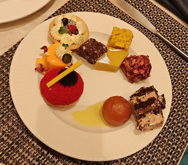 Saptami - Saptami an IHG Hotel, B-5, Kajupada Pipeline Rd, near Holiday Inn Mumbai International Airport, Satya Nagar, Sathi D Souza Nagar, Saki Naka, Mumbai, Maharashtra 400072, India