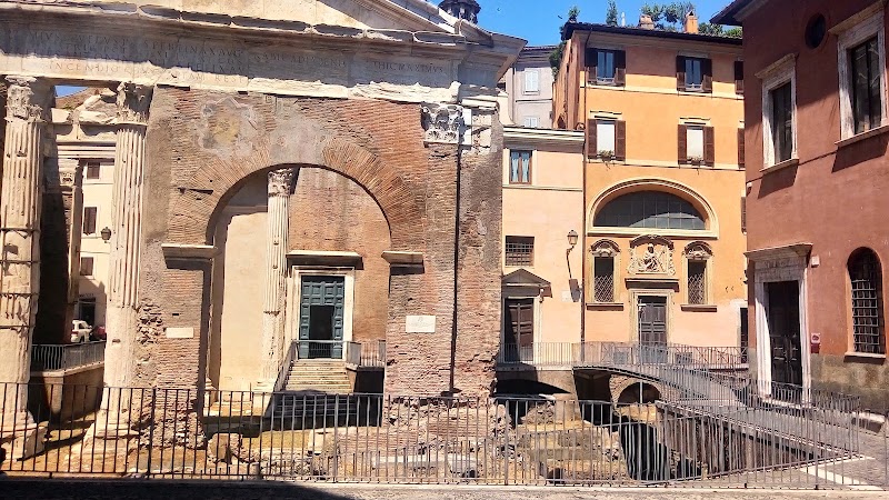 Portico of Octavia - Portico of Octavia, Via del Portico d'Ottavia, 29, 00186 Roma RM, Italy