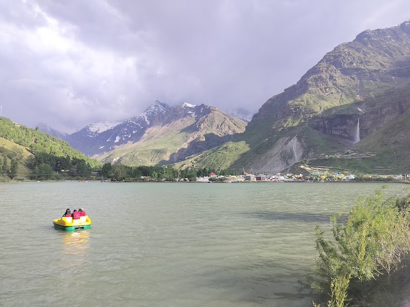 Sissu - Sissu F4M7+6JR, Manali - Leh Hwy, Himachal Pradesh 175140, India