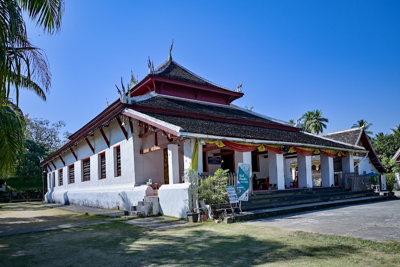 Wat Wisunarat - Wat Wisunarat, V4PQ+XF9, Luang Prabang, Laos