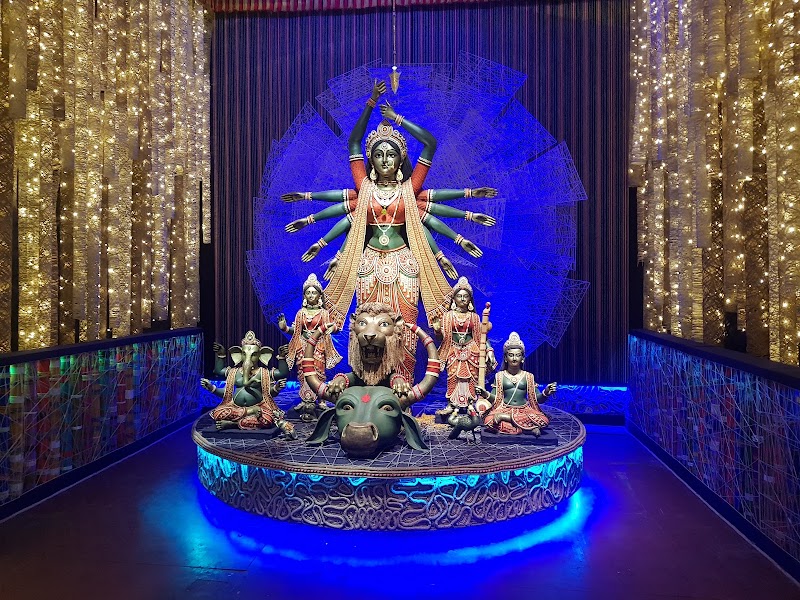 Shibmandir Sarbojanin Durgotsab Samiti - Shibmandir Sarbojanin Durgotsab Samiti, 25, Lake Temple Rd, Lake Range, Kalighat, Kolkata, West Bengal 700029, India