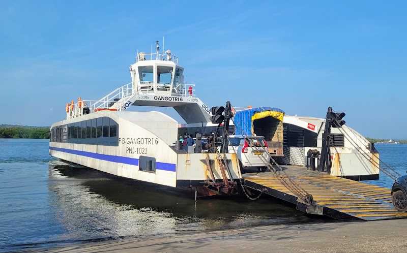 Ribandar Ferry - Ribandar Ferry, GV47+9M8, National Hwy 4A Bypass Rd, Ribandar, Goa 403006, India
