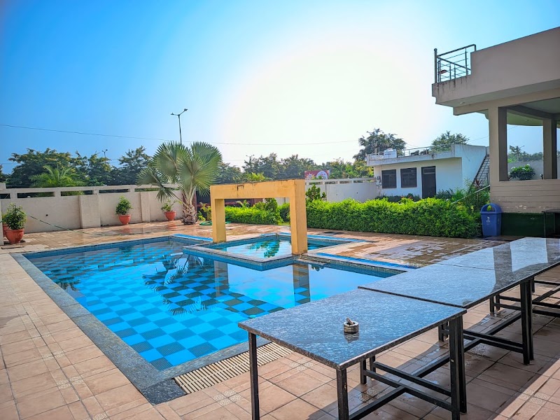 THE FARM - THE FARM Mahindra, Plot no 122, SEZ Rd, near malot hospital, Jaipur, Sarangpura, Rajasthan 302026, India