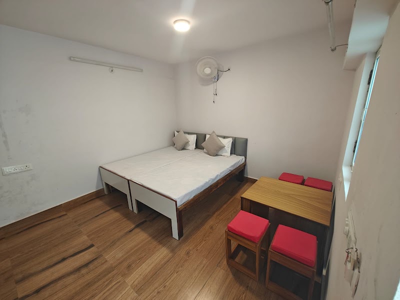 Stay in Banarasiya - Stay in Banarasiya Chetganj Rd, Habibpura, Ramakanth Nagar, Chetganj, Varanasi, Uttar Pradesh 221005, India