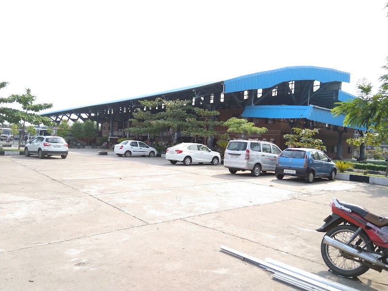 Ainthapali Private Bus Stand - Ainthapali Private Bus Stand, Bus Terminal, Ainthapali, Sambalpur, Odisha 768006, India