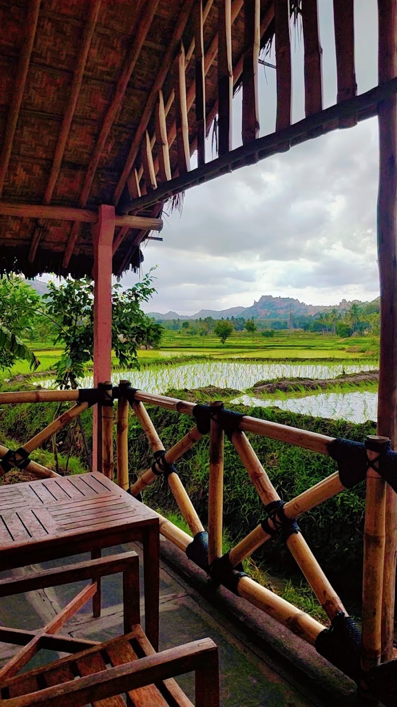 Om Shanti Om Homestay & Cafe Hampi - Om Shanti Om Homestay & Cafe Hampi Sangapur, Karnataka 583234, India