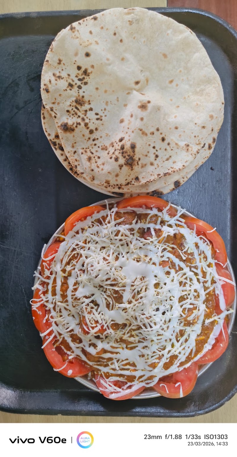 Shree Pandit Ji Ka Paratha - Shree Pandit Ji Ka Paratha 8, near Baroda Nursery, Hiran Magri, Udaipur, Rajasthan 313002, India