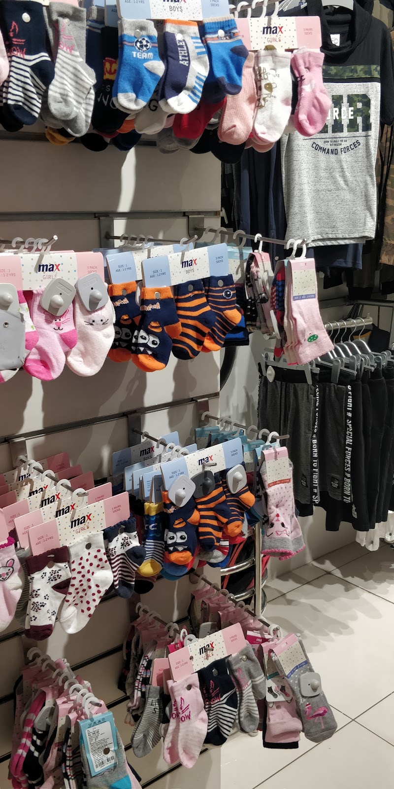 Max - Max Ground & 1st Floor, Mahagun Metro Mall, Mall, near ANSAL PLAZA, Sector 3F, Sector 3, Vaishali, Ghaziabad, Uttar Pradesh 201019, India