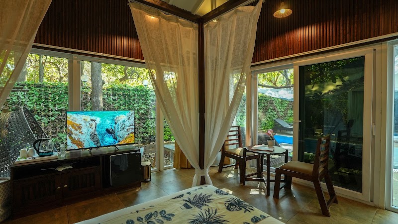 Swim Up By Whiteflower - Swim Up By Whiteflower, Survey no, Wine store, 322/1, near One for the road, Vagator, Coutinho Vaddo, Anjuna, Goa 403509, India