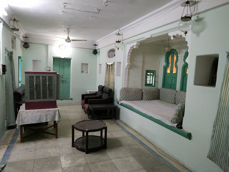 HERITAGE HAVELI - HERITAGE HAVELI 1 BHOOT MAHAL, Old City, Bohrwadi, Udaipur, Rajasthan 313001, India