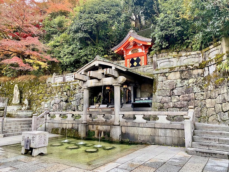 Kiyomizu-dera - Kiyomizu-dera 1-chōme-294 Kiyomizu, Higashiyama Ward, Kyoto, 605-0862, Japan