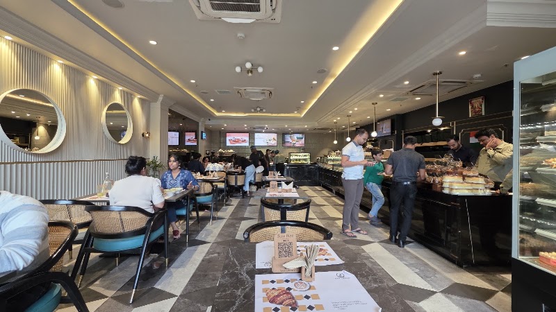 Van Lavino Cafe & Patisserie - Jubilee Hills - Van Lavino Cafe & Patisserie - Jubilee Hills Shop No 4, Road No. 36, Jubilee Hills, Hyderabad, Telangana 500033, India