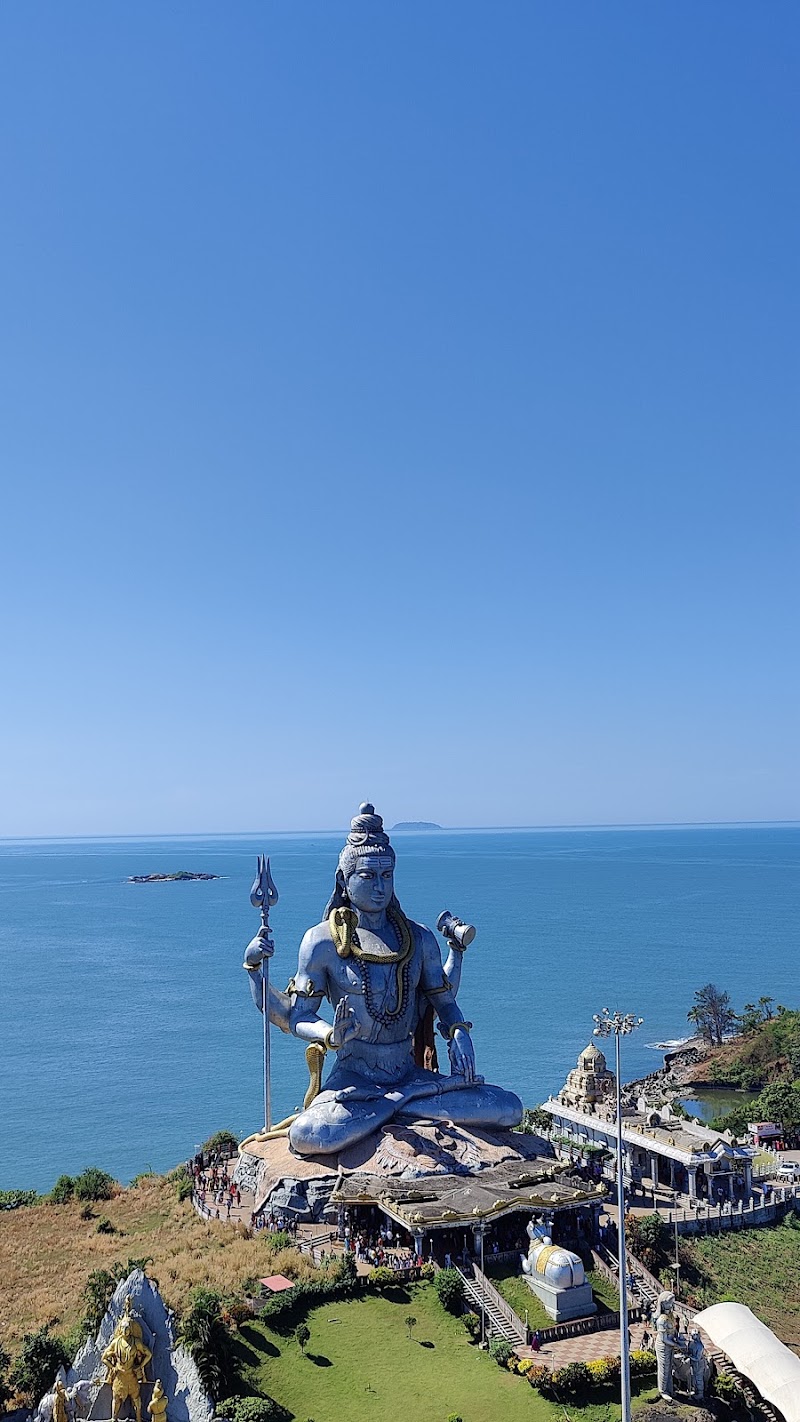 Mhatobar Shri Murudeshwar temple Gate - Mhatobar Shri Murudeshwar temple Gate Murudeshwar Temple gate, 3GX3+5QC, Highway, Bhatkal, Mavalli, Karnataka 581350, India