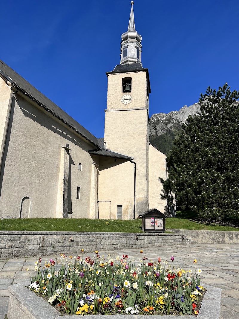 Paroisse Saint Bernard du Mont-Blanc - Paroisse Saint Bernard du Mont-Blanc, 82 Rue la Mollard, 74400 Chamonix-Mont-Blanc, France