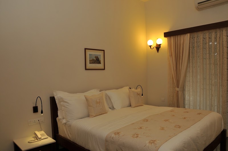 UTELIAA HOMESTAY & HOTEL - Cozy Heritage Stay in Ahmedabad- - UTELIAA HOMESTAY & HOTEL - Cozy Heritage Stay in Ahmedabad-, Bungalow No. 9, Gandhi Bagh Society, Law Garden, Ellisbridge, Ahmedabad, Gujarat 380006, India