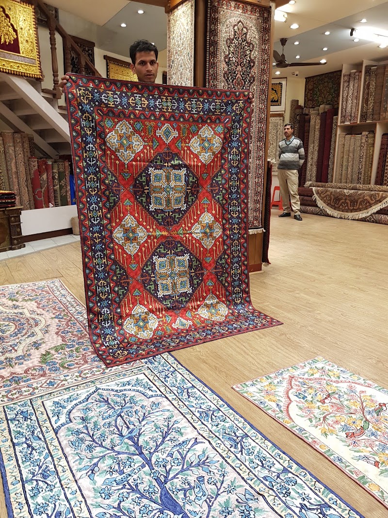 Indian Loom - Indian Loom 1, Doctor Ln, Sector 3, DIZ Area, Gole Market, New Delhi, Delhi 110001, India
