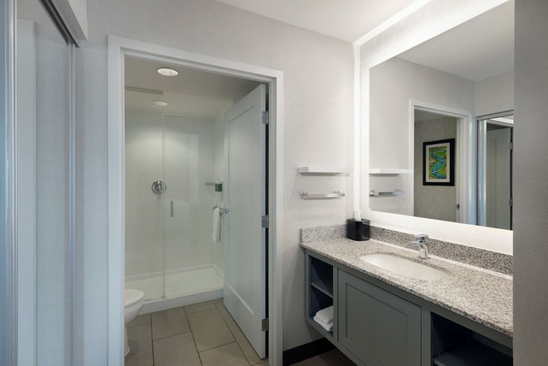 Residence Inn by Marriott Boston Back Bay/Fenway - Residence Inn by Marriott Boston Back Bay/Fenway, 125 Brookline Ave, Boston, MA 02215, USA