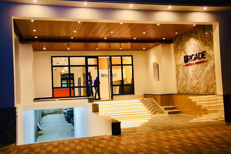 Brigade Hotels and Resorts - Brigade Hotels and Resorts 4th Gate, Sannidhi Veedhi, opp. Temple, Srikalahasti, Andhra Pradesh 517644, India