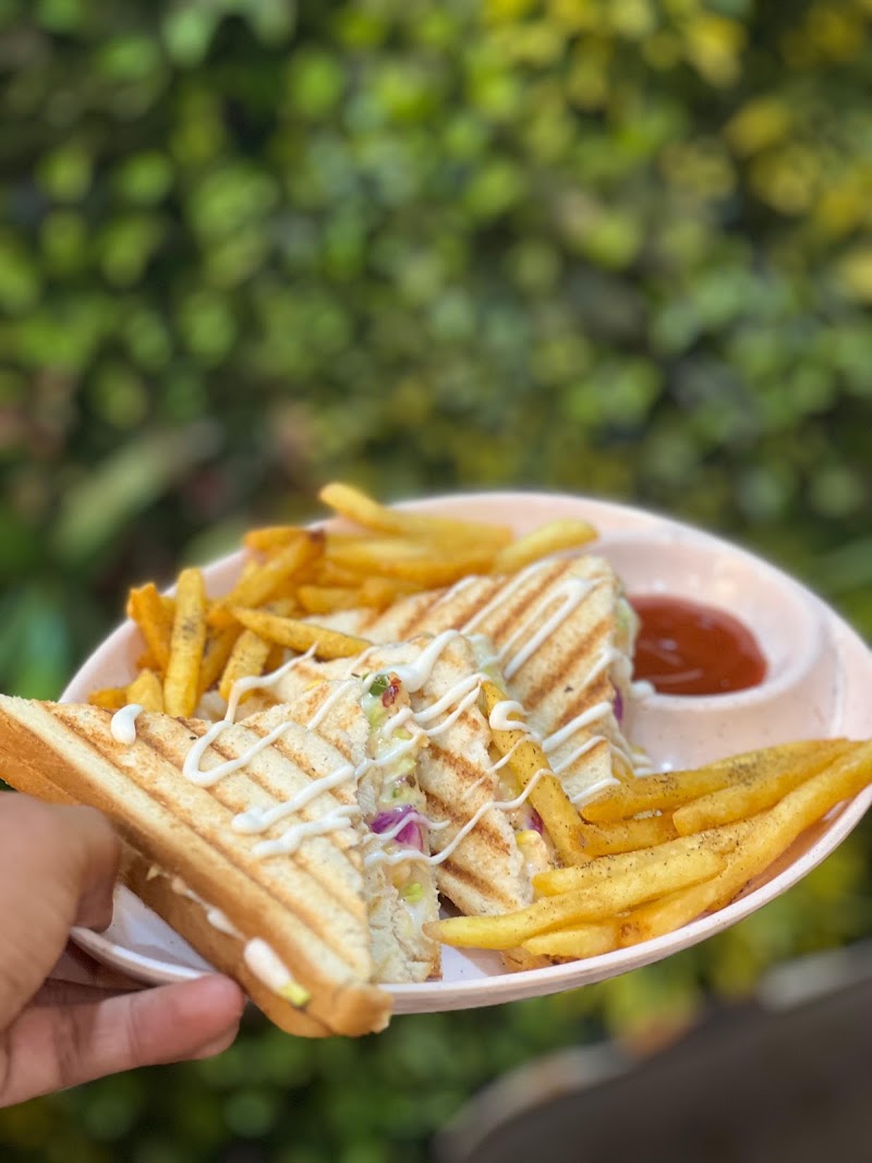 THE COZY CORNER - THE COZY CORNER Foreshore Rd, Choura Bustee, Shibpur, Howrah, West Bengal 711102, India