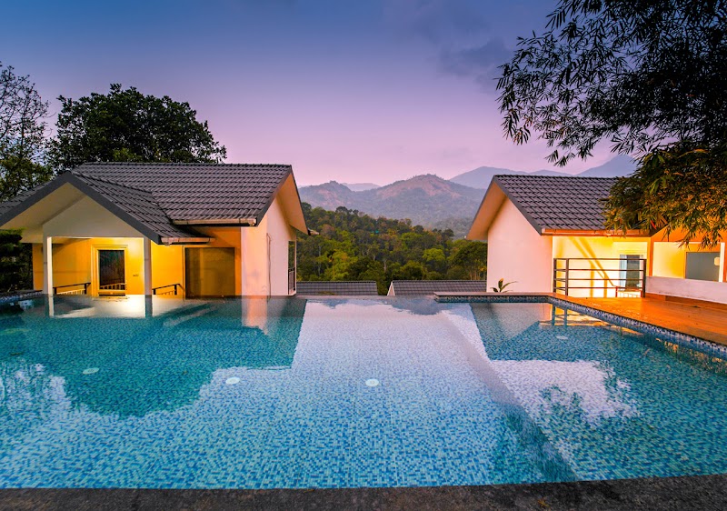Munnar Majestic Resort - Munnar Majestic Resort Anachal - Kunchithanny Rd, Kunchithanny, Kerala 685565, India