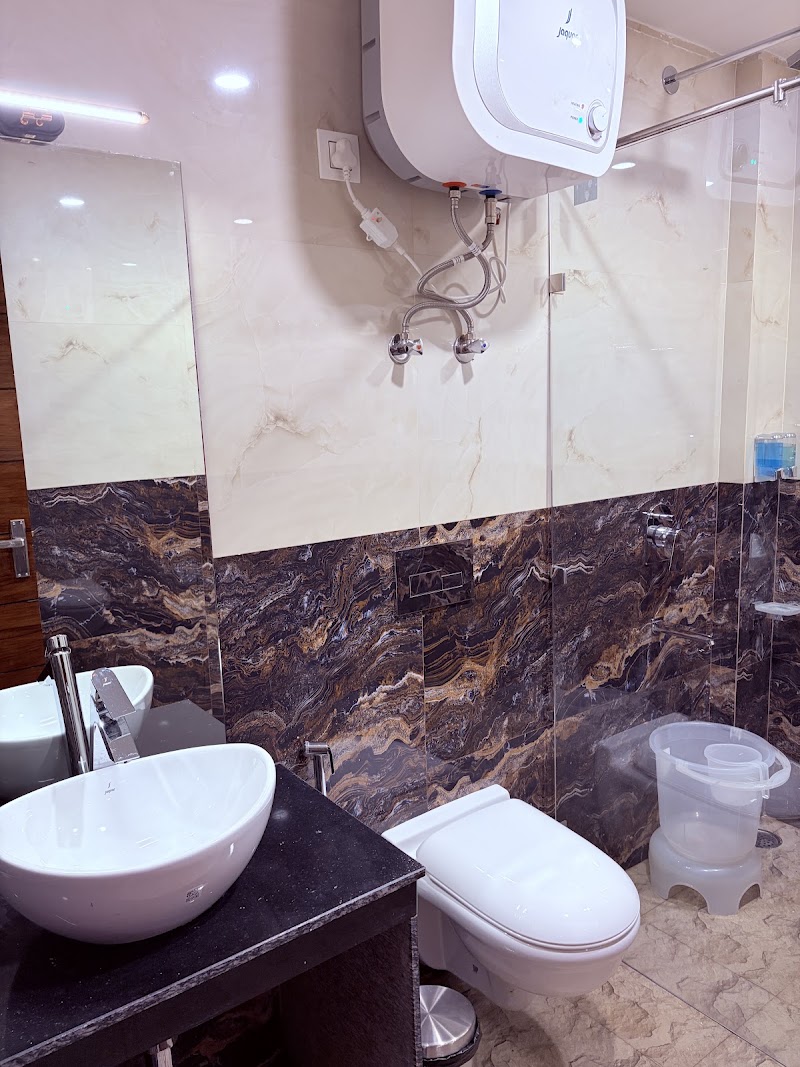 The Euphoria Grand : Hotel Near ISBT Shimla - The Euphoria Grand : Hotel Near ISBT Shimla near New ISBT, Rirka, Tutikandi, Shimla, Himachal Pradesh 171004, India