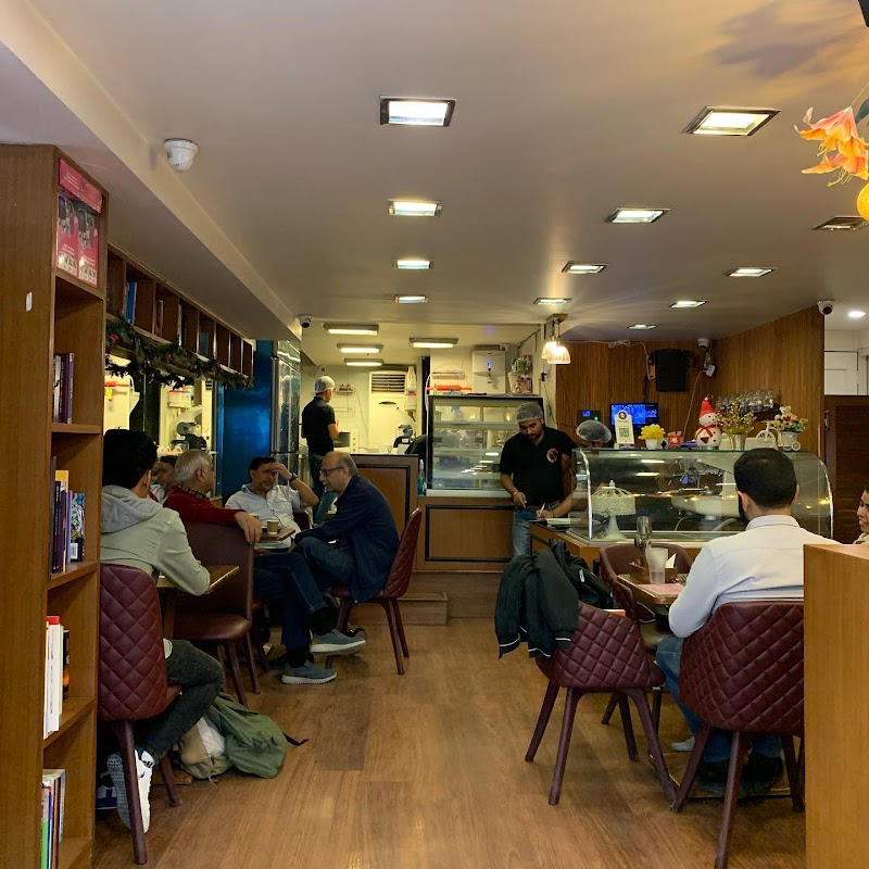 Too Mikkii Tapas - Now Baking Cafe in South Ex | Cafe in South Delhi - Too Mikkii Tapas - Now Baking Cafe in South Ex | Cafe in South Delhi E-25, 1st floor Block E, near Roop sarees, Main Market, part 2, New Delhi, Delhi 110049, India