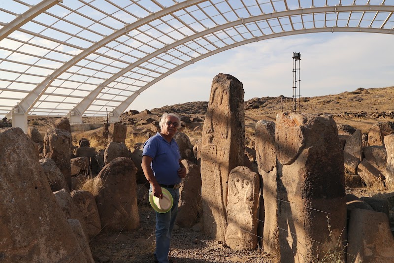 گورستان ۸ هزارساله شهر یری - گورستان ۸ هزارساله شهر یری, HW3G+5FG, Pirazmiyan, Ardabil Province, Iran