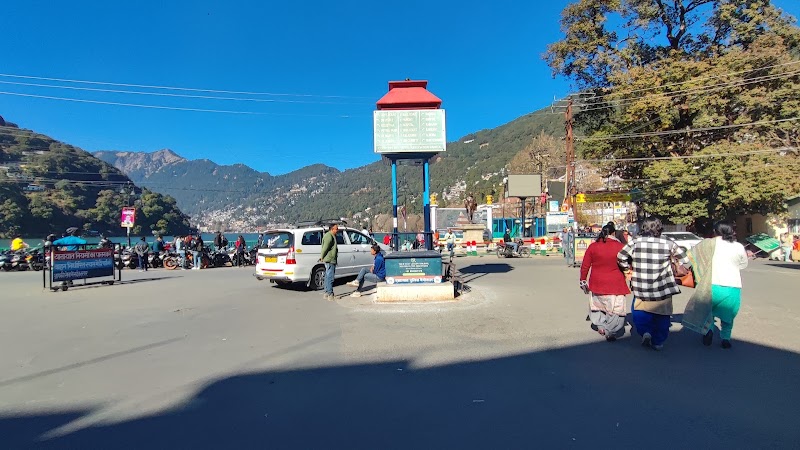 Nainital Bus Stand, Tallital - Nainital Bus Stand, Tallital, 9FH7+WJW, Nainital Rd, Tallital, Nainital, Uttarakhand 263001, India