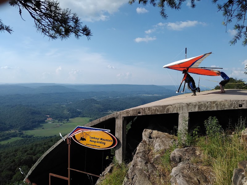 Lookout Mountain Flight Park- Hang Gliding and Paragliding Training Center - Lookout Mountain Flight Park- Hang Gliding and Paragliding Training Center, 7201 Scenic Hwy, Rising Fawn, GA 30738, USA