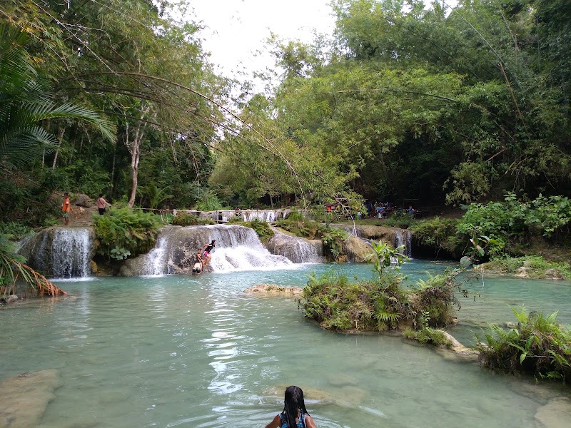Cambugahay Falls - Cambugahay Falls, 4JQG+XM3, Siquijor Circumferential Rd, Lazi, Siquijor, Philippines