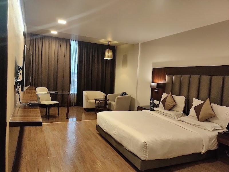 Hotel IVY - Hotel IVY Ring Road No. 1, Priyadarshini Nagar Colony, Pachpedi Naka, Raipur, Tikrapara, Chhattisgarh 492001, India